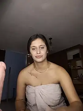 Catalinacandela online show from July 1, 6:40 pm