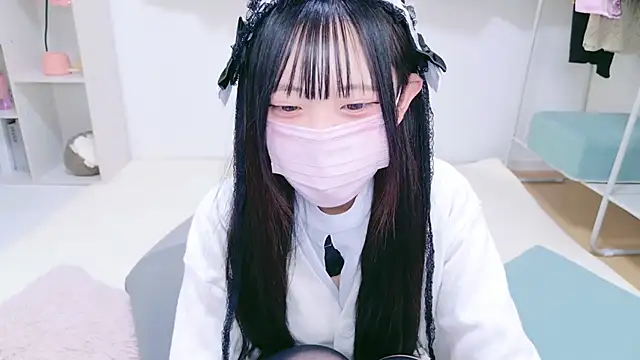 Suzu ch xx online show from December 15, 4:37 pm