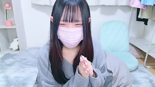 Suzu ch xx online show from February 3, 3:49 pm