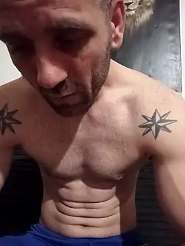 Aian09 online show from April 18, 9:04 pm