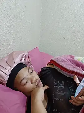 FreakyAngel3X online show from June 3, 4:59 am