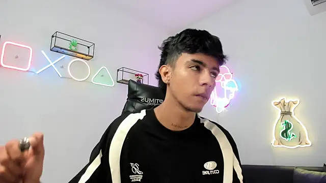 dikey 62 online show from March 10, 11:27 pm