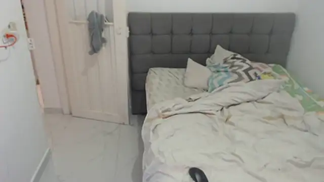 69 anal hard online show from February 20, 1:33 pm