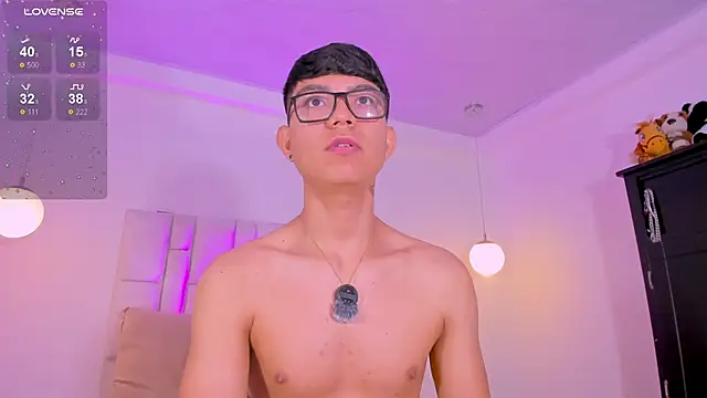 CodyTwink online show from April 9, 1:05 pm