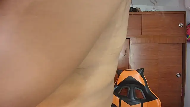 CandyBlackFunXXX online show from December 20, 10:33 am