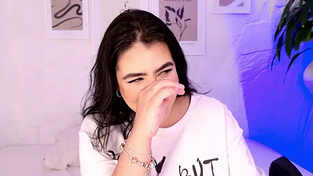 Harmonybabe  online show from November 1, 7:49 pm