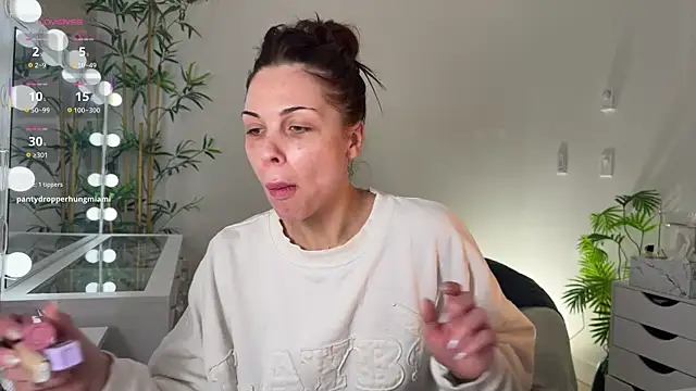 NattyFierros online show from March 30, 6:58 am