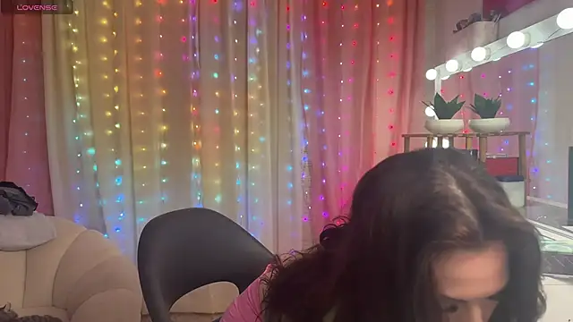 Snapshot of NattyFierros chatting on July 20, 6:43 pm NattyFierros online show from July 20, 6:43 pm