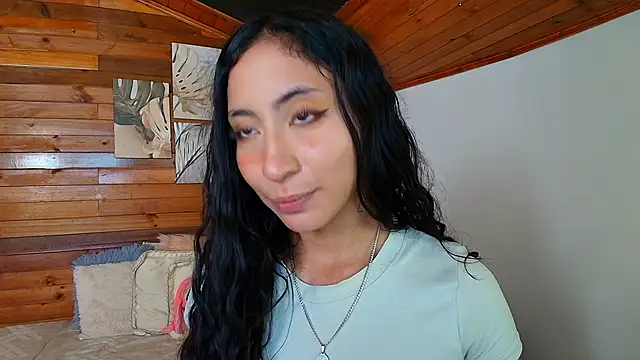 Snapshot of amber_curly chatting on February 21, 4:41 pm amber curly online show from February 21, 4:41 pm