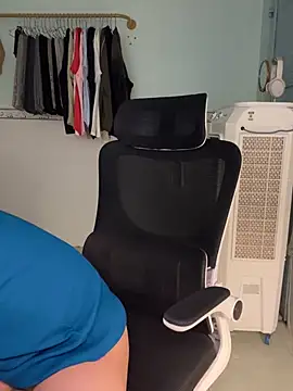 Snapshot of MinhTuanLive chatting on March 16, 3:50 pm MinhTuanLive online show from March 16, 3:50 pm