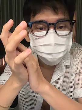 Snapshot of MinhTuanLive chatting on February 8, 6:44 pm MinhTuanLive online show from February 8, 6:44 pm