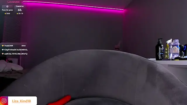 juicy-pussy online show from July 7, 7:23 am