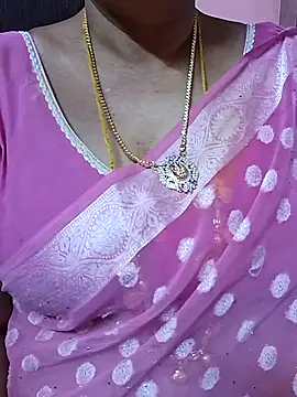 Snapshot of ananya956 chatting on July 3, 8:59 pm ananya956 online show from July 3, 8:59 pm