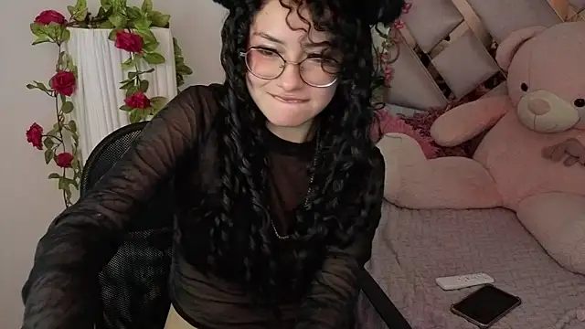 CherieCurl online show from May 4, 11:23 pm
