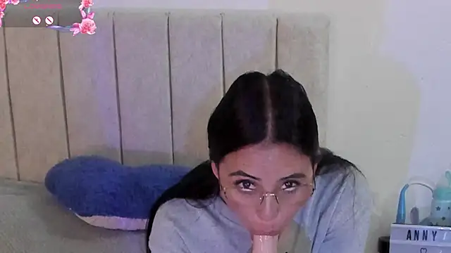 anny roberts online show from June 25, 1:04 pm