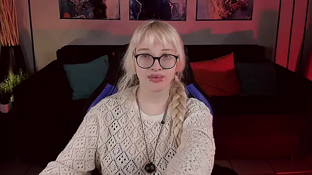 AmayaSakura online show from December 14, 9:24 pm