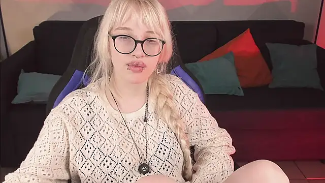 AmayaSakura online show from December 15, 4:07 am