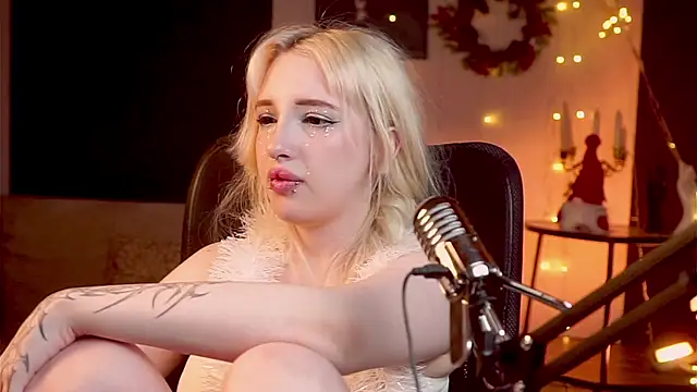 AmayaSakura online show from December 25, 4:01 am