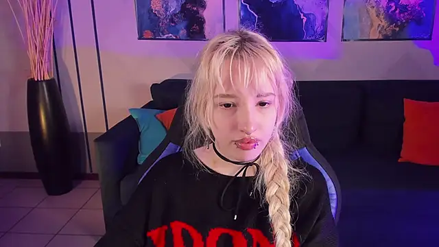 AmayaSakura online show from December 27, 6:20 pm