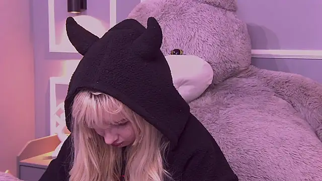 AmayaSakura online show from January 3, 9:36 pm