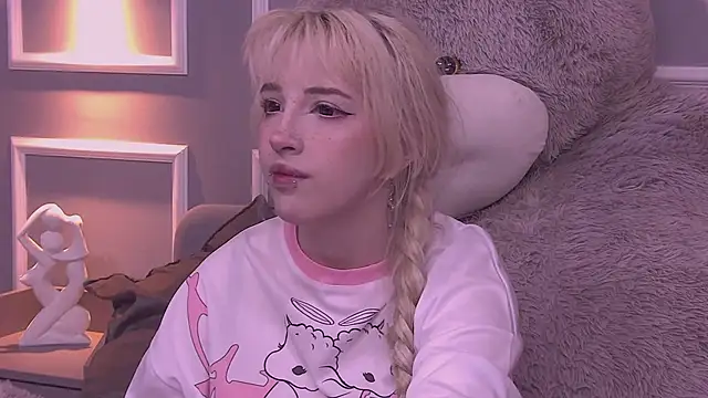 AmayaSakura online show from January 5, 6:35 pm