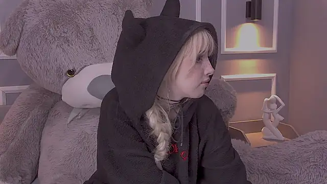 AmayaSakura online show from January 9, 3:15 am