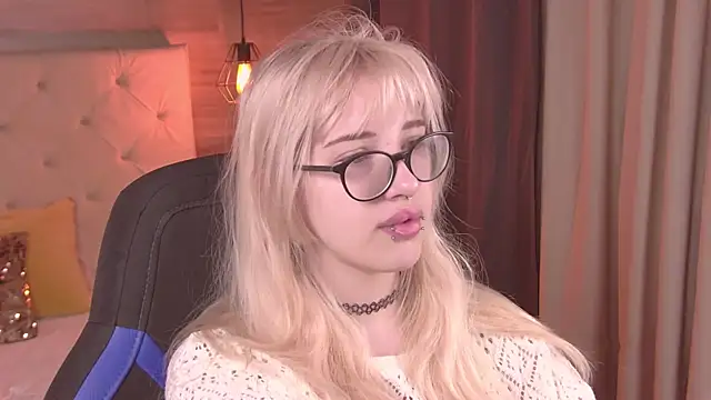 AmayaSakura online show from February 12, 9:33 pm