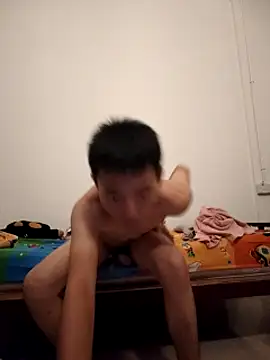 Snapshot of LiuQianXi5726 chatting on February 2, 12:19 am LiuQianXi5726 online show from February 2, 12:19 am