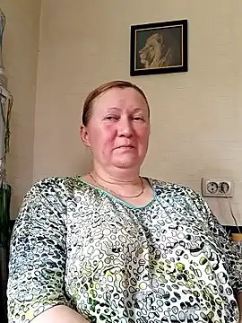 blondyaguar online show from April 22, 1:01 pm