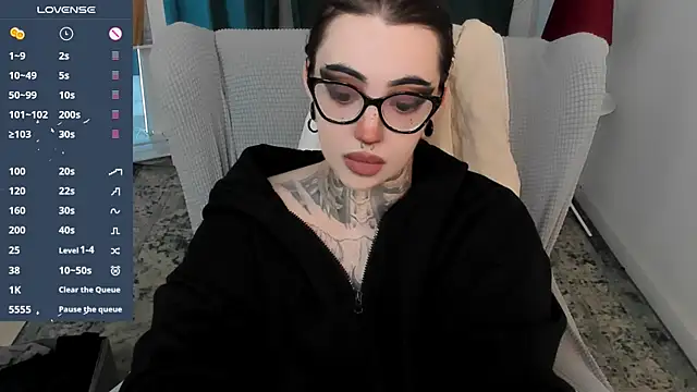 Snapshot of Dixi_Pixi_ chatting on July 5, 10:22 am Dixi Pixi online show from July 5, 10:22 am