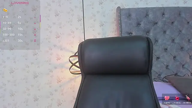 MissSussy online show from April 1, 1:41 pm