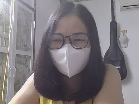 MaiHuong77 online show from November 2, 11:56 am