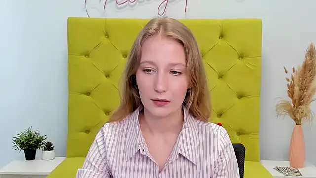 LolaWilsons online show from March 27, 7:25 am