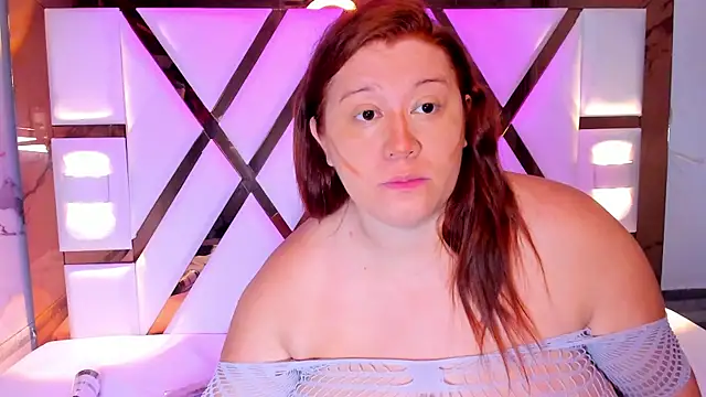 Camila Fajardo online show from January 14, 1:44 am