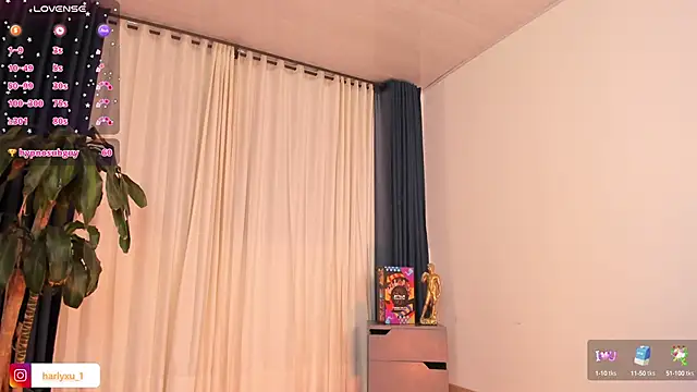 Harlyxu online show from January 25, 4:45 am