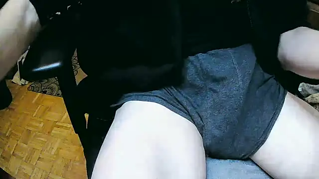 skinnyandthick online show from October 27, 6:34 pm