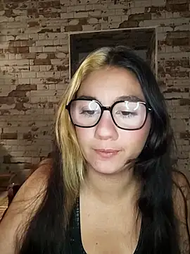 Snapshot of blvckbabyweed07 chatting on March 31, 10:43 pm blvckbabyweed07 online show from March 31, 10:43 pm