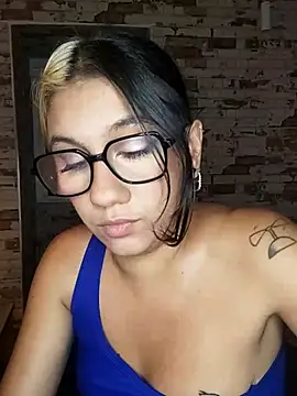 Snapshot of blvckbabyweed07 chatting on April 7, 10:42 pm blvckbabyweed07 online show from April 7, 10:42 pm