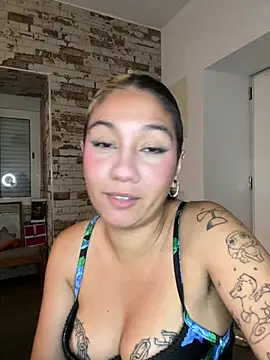 Snapshot of blvckbabyweed07 chatting on April 12, 10:37 pm blvckbabyweed07 online show from April 12, 10:37 pm