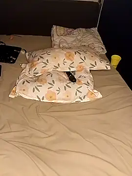 Queen-sluty2 online show from January 30, 1:22 am