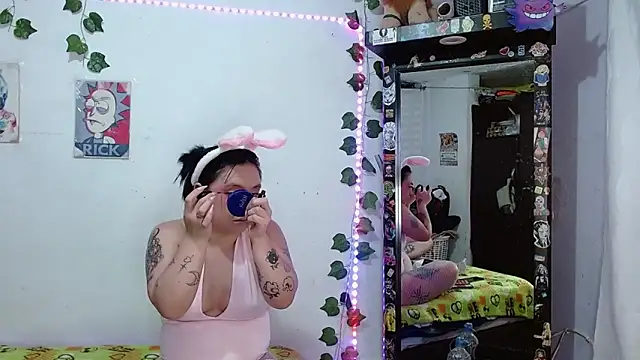 the lesbian game online show from October 28, 2:48 am