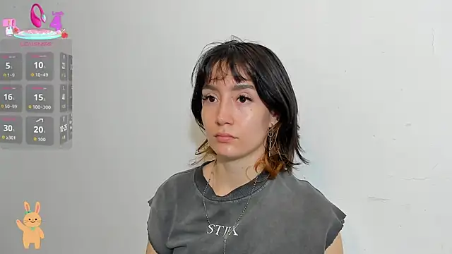 lizzy davis 1 online show from April 9, 3:50 am