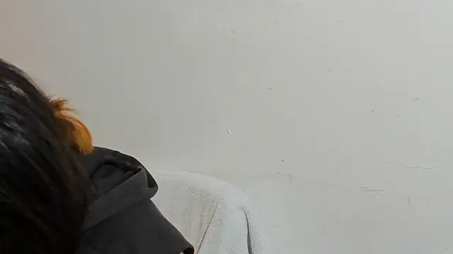 lizzy davis 1 online show from April 15, 3:35 am