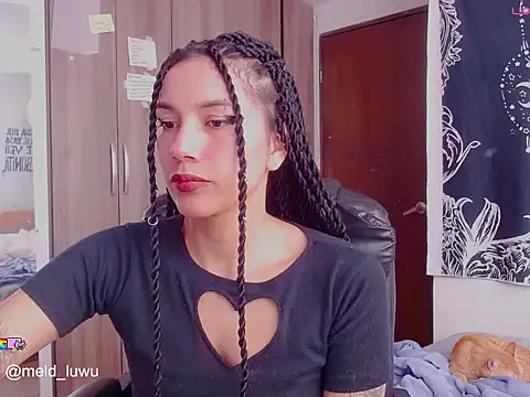 melissahowl online show from March 25, 9:43 pm