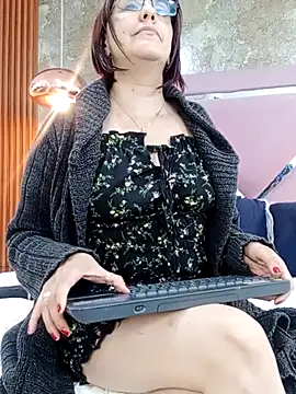 IsisBlake online show from January 18, 12:42 pm