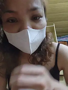 Snapshot of Angela-Eira chatting on June 24, 7:13 pm Angela-Eira online show from June 24, 7:13 pm