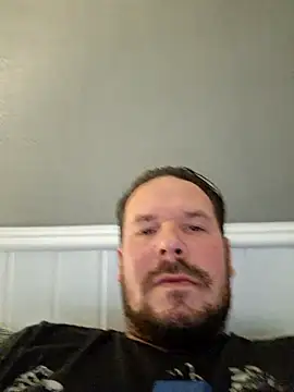chrisB09 online show from December 2, 10:38 pm