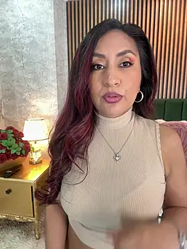 Snapshot of MonicaMoret chatting on February 24, 12:47 pm MonicaMoret online show from February 24, 12:47 pm