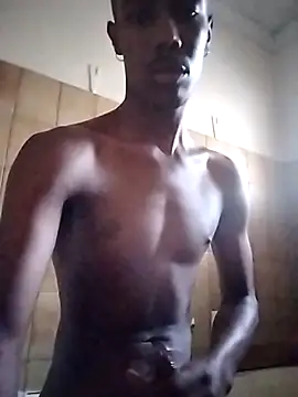 Snapshot of bobzerr chatting on March 8, 2:54 pm bobzerr online show from March 8, 2:54 pm