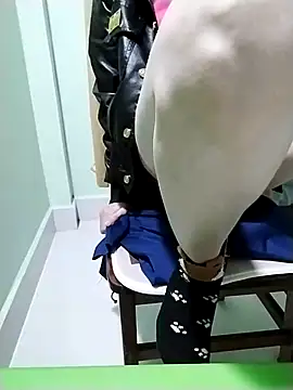 Luxcute286 online show from February 17, 1:10 pm